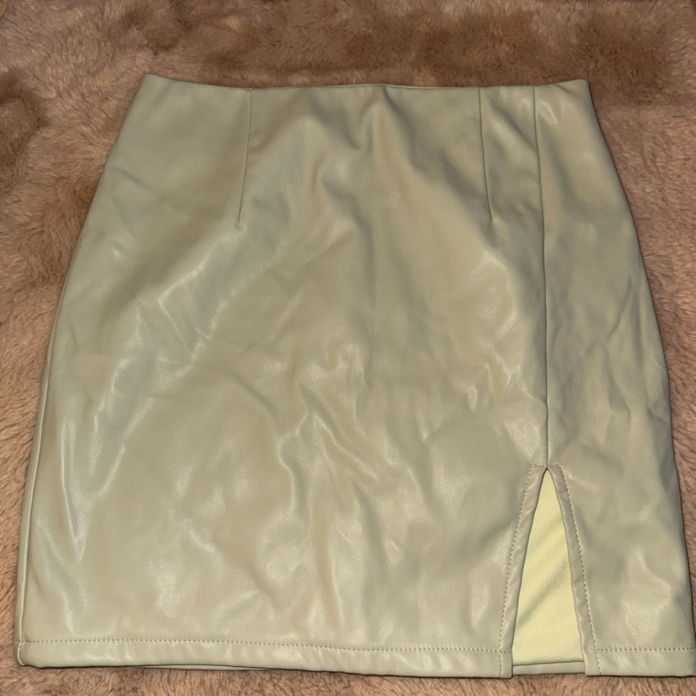 Elegant Matcha Green Leather Skirt